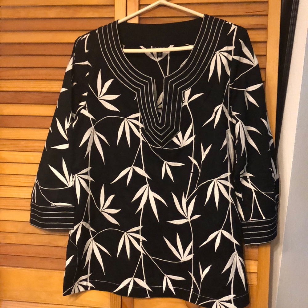 Talbots embroidered popover with side zip size 12